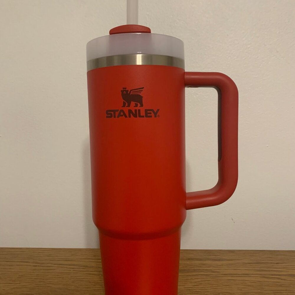 Lava 30-Ounce Stanley Quencher